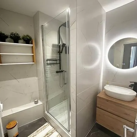 Cosy Place Delille كليرمونت-فيراند